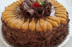 torta-de-doce-de-leite-com-chocolate