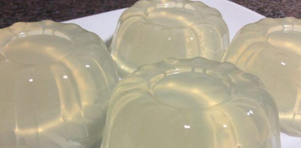 gelatina-de-água-de-coco-BH-Mulher-1200x545_c