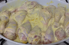 frango-assado-com-creme-de-cebola-e-maionese-delicioso.html